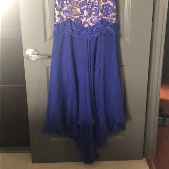 Royal Blue Lace Gown with Small Train - Picture 4 of 8